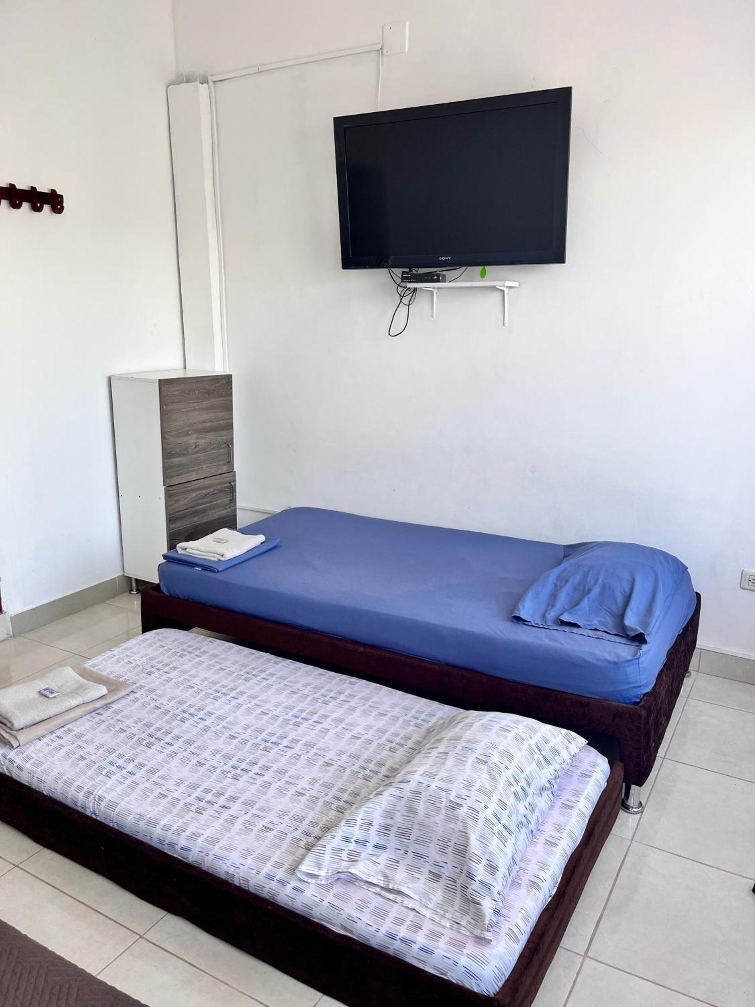 Apartaestudio Centro Pereira Un Solo Ambiente Eksteriør billede