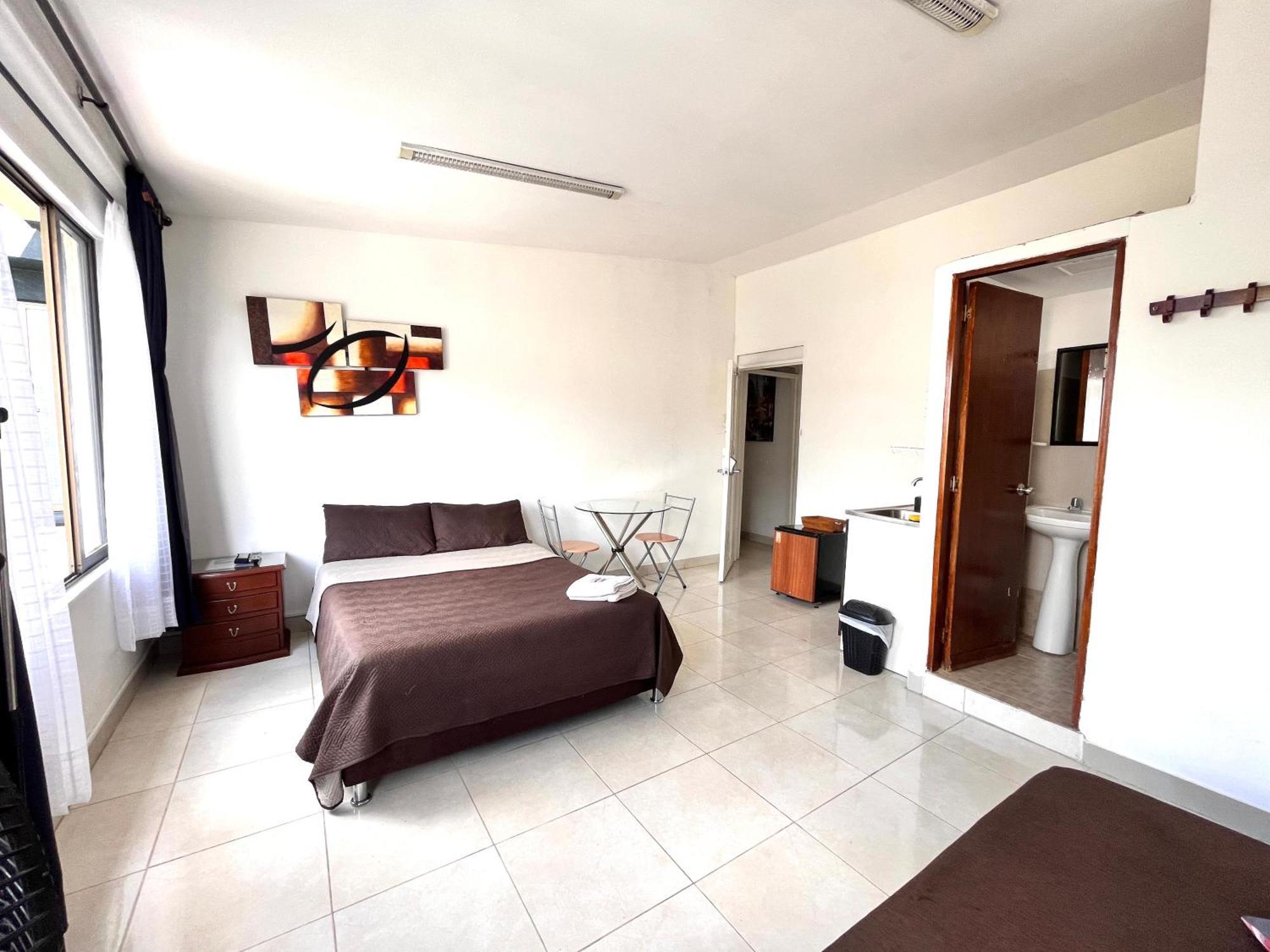 Apartaestudio Centro Pereira Un Solo Ambiente Eksteriør billede